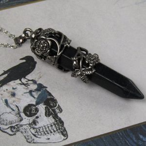 Gothic Princess Black Rose Wire Wrapped Stone Neklace